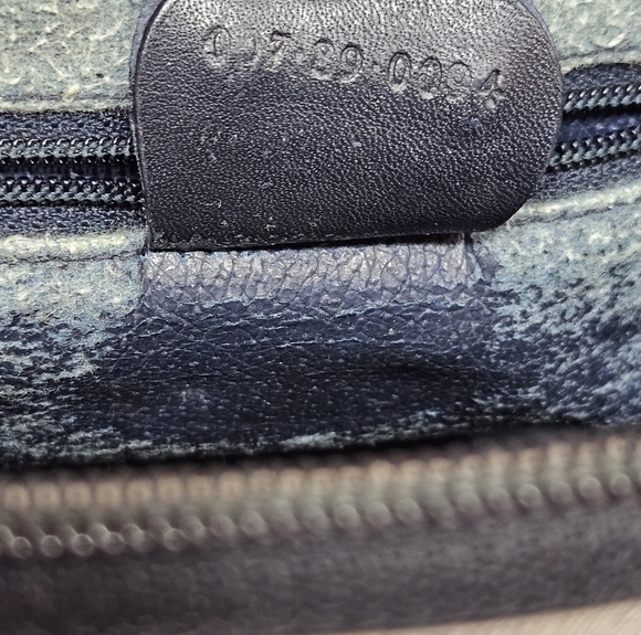 Vintage Gucci bag for parts - Picture 3 of 8